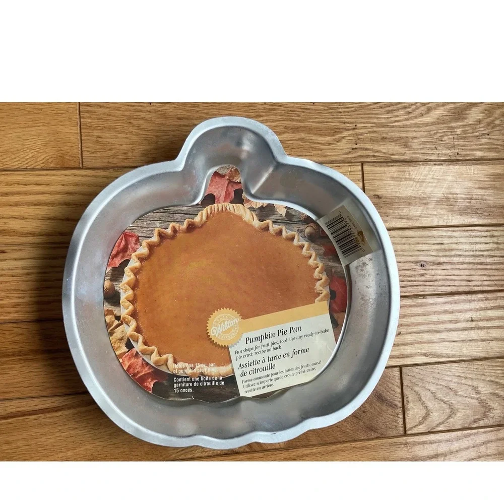 Wilton Pumpkin Pie Pan Silver Anodized Aluminum Fall Thanksgiving Mold 2105-3670